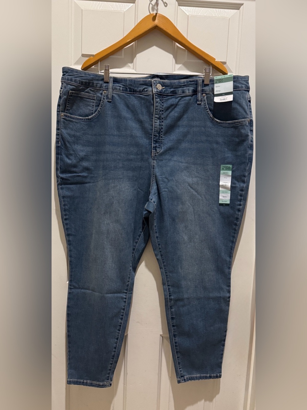 There & Sky High Rise Skinny Jeans Size 26W Petite